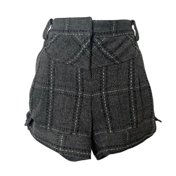 To The Max Wool Blend High Waist Plaid Shorts 10 - Picture 1 of 8